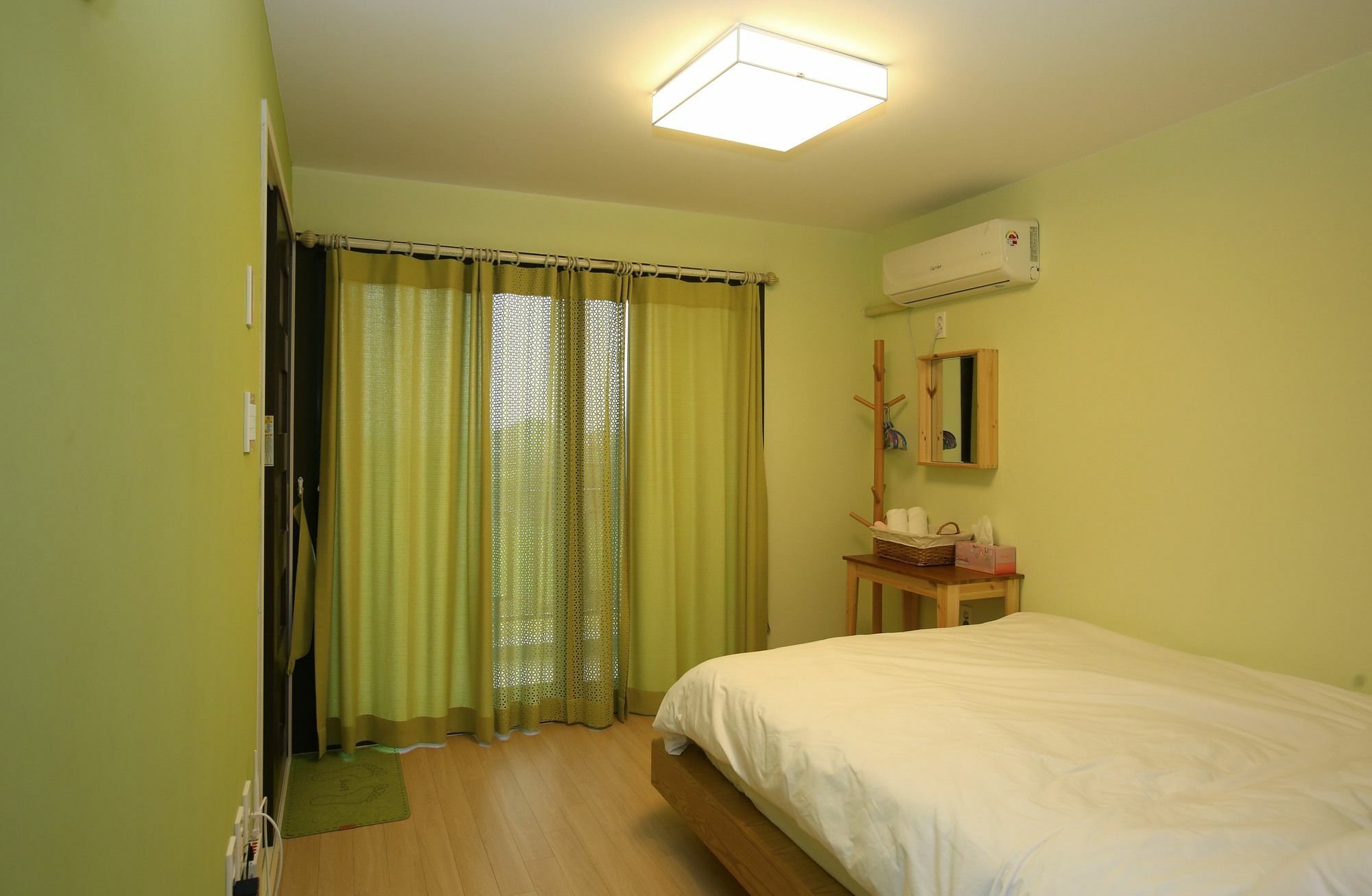 Dongdong Guesthouse Jeju Exterior photo