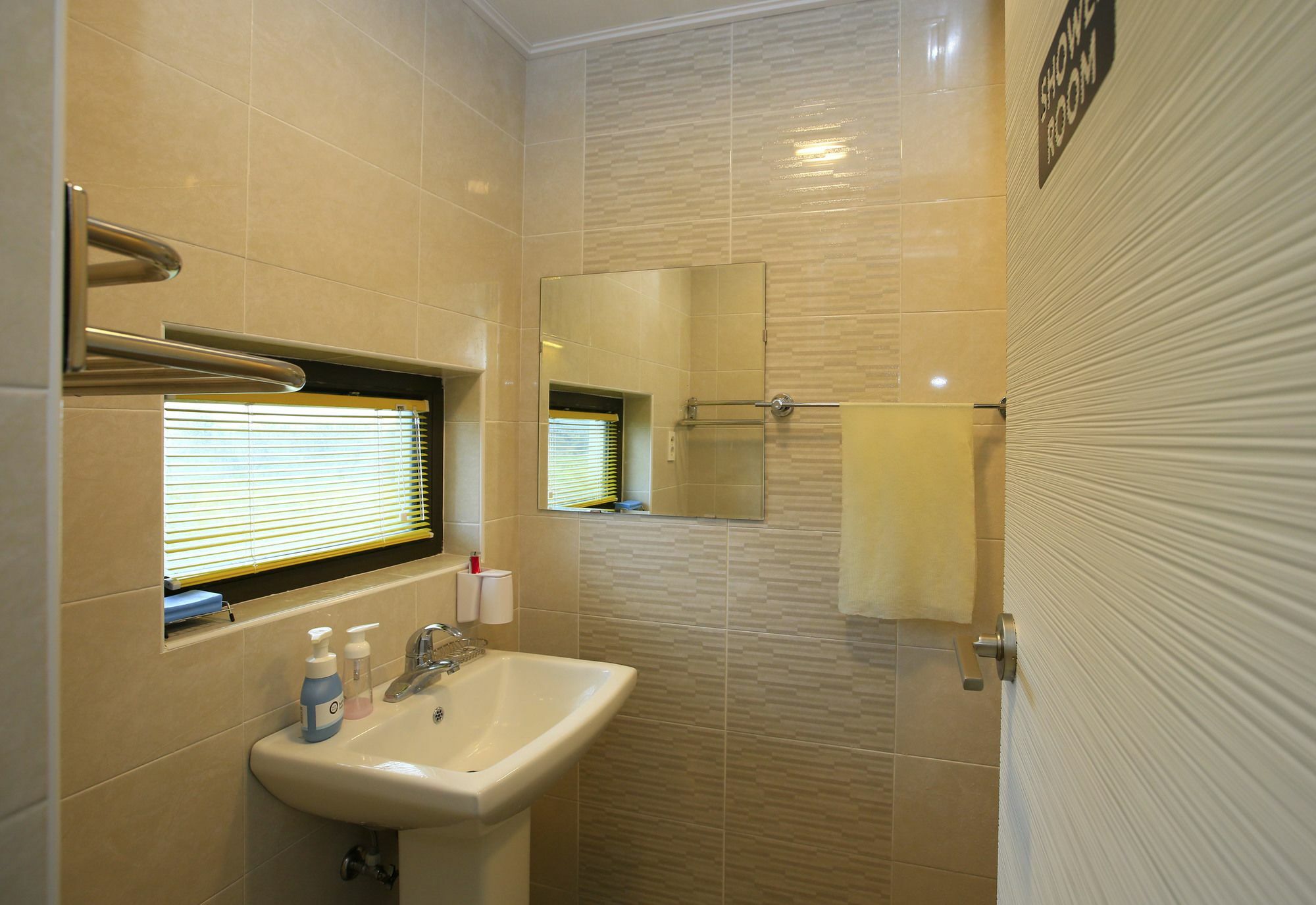 Dongdong Guesthouse Jeju Exterior photo